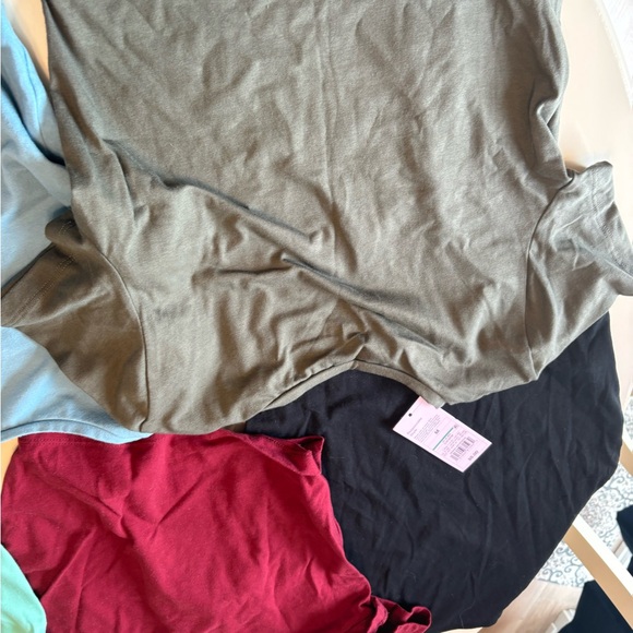 Six Wild Fable Crop Top Tees - Picture 8 of 9